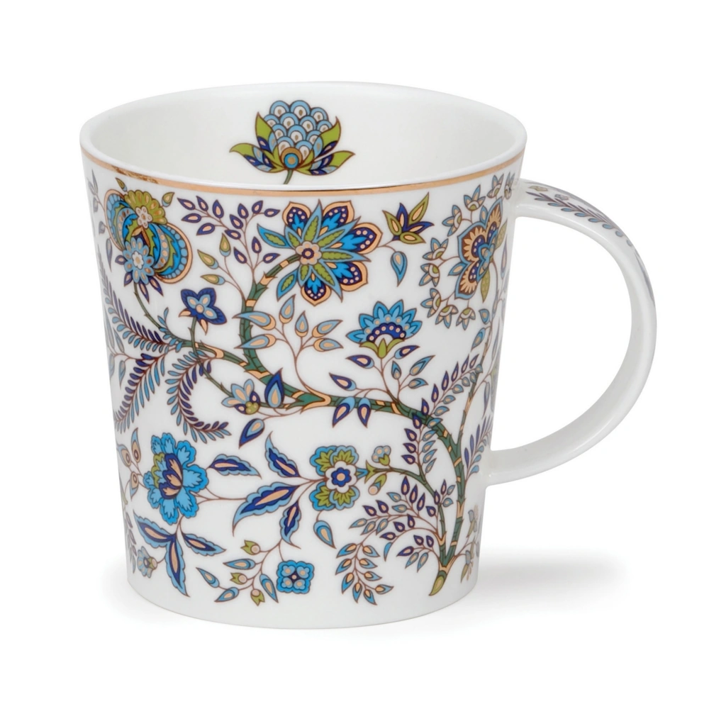 Weisser Dunoon Lomond Becher mit blauen Blüten, grünen Blättern und 22 Carat goldfarbenen Verzierungen.