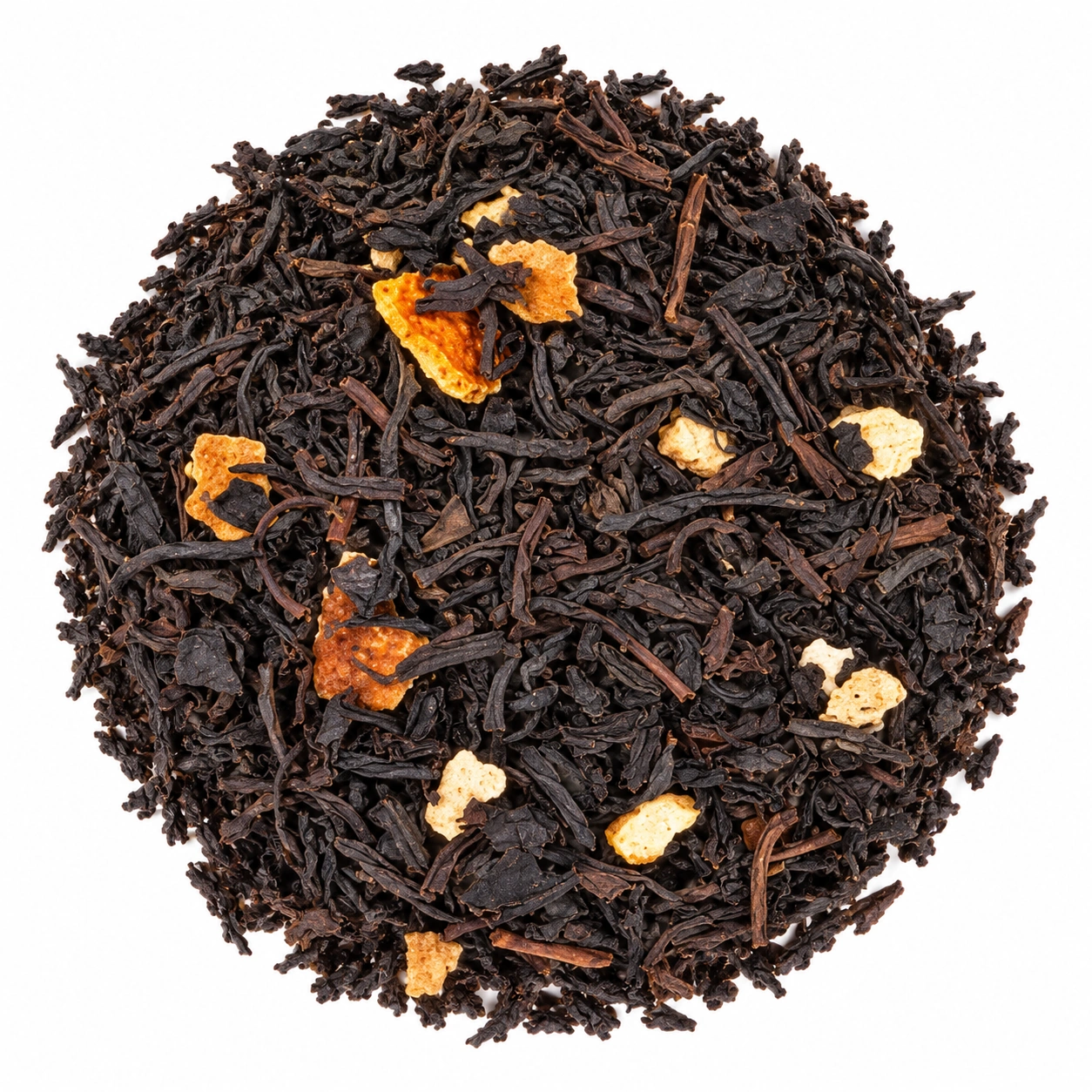 Schwarztee Orange Bio mit dunklen Teeblättern und hellen Orangenschalen